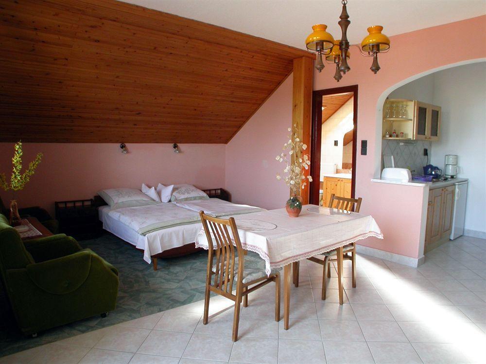 Heviz Therme Apartmenthaus Luaran gambar