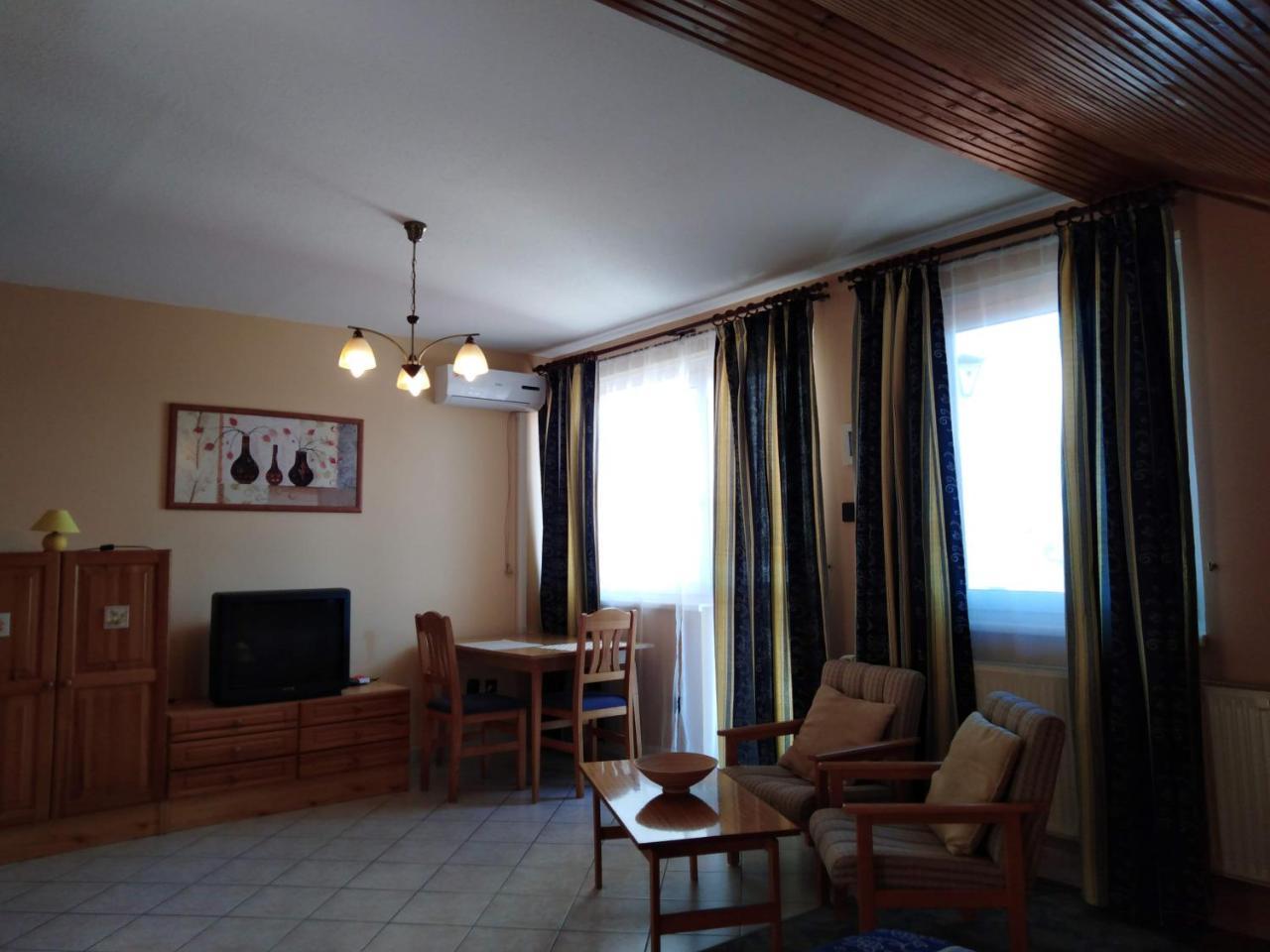 Heviz Therme Apartmenthaus Luaran gambar