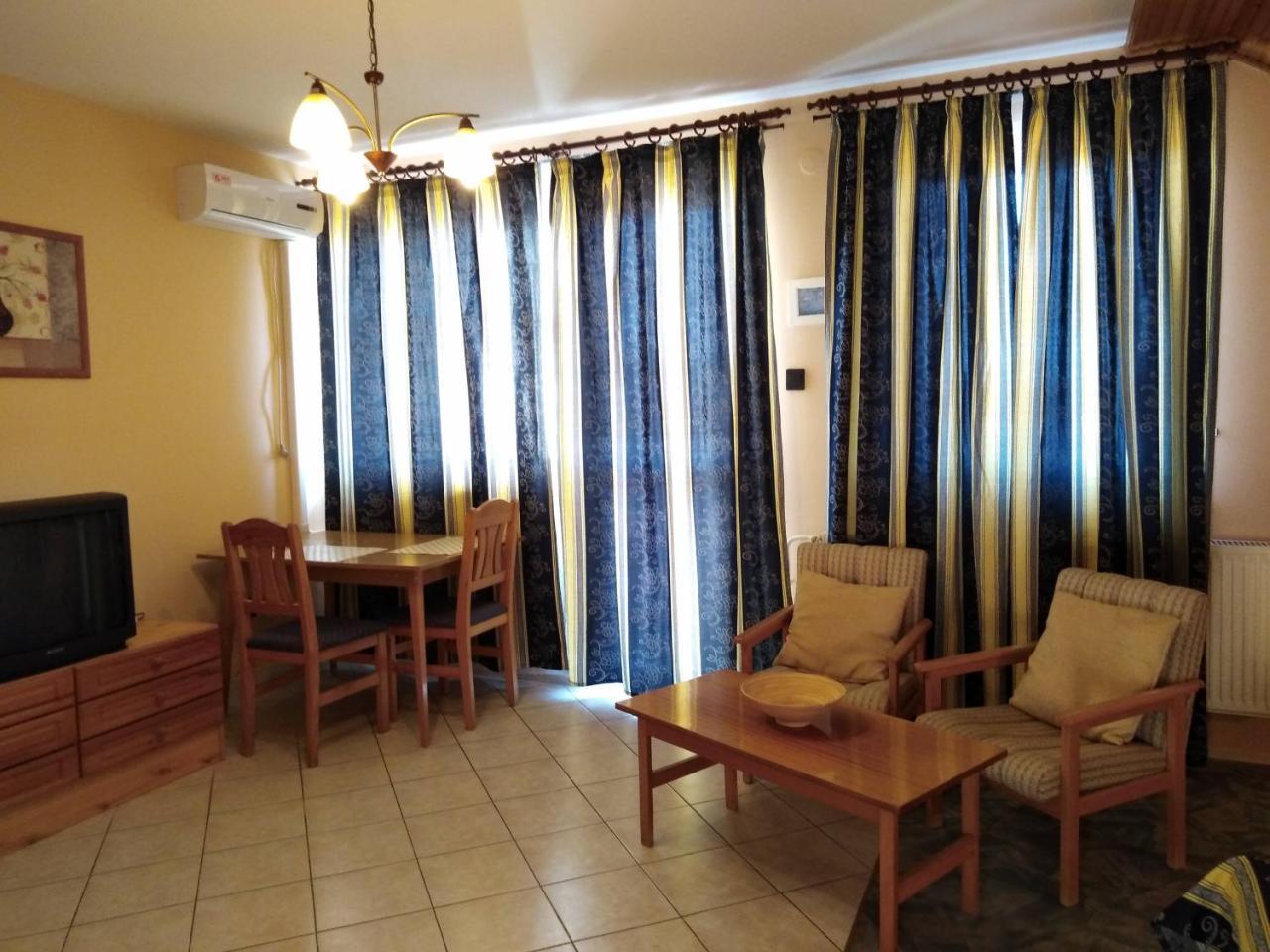 Heviz Therme Apartmenthaus Luaran gambar