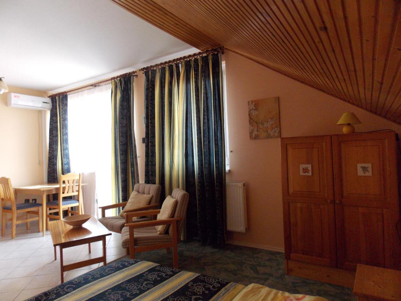 Heviz Therme Apartmenthaus Luaran gambar